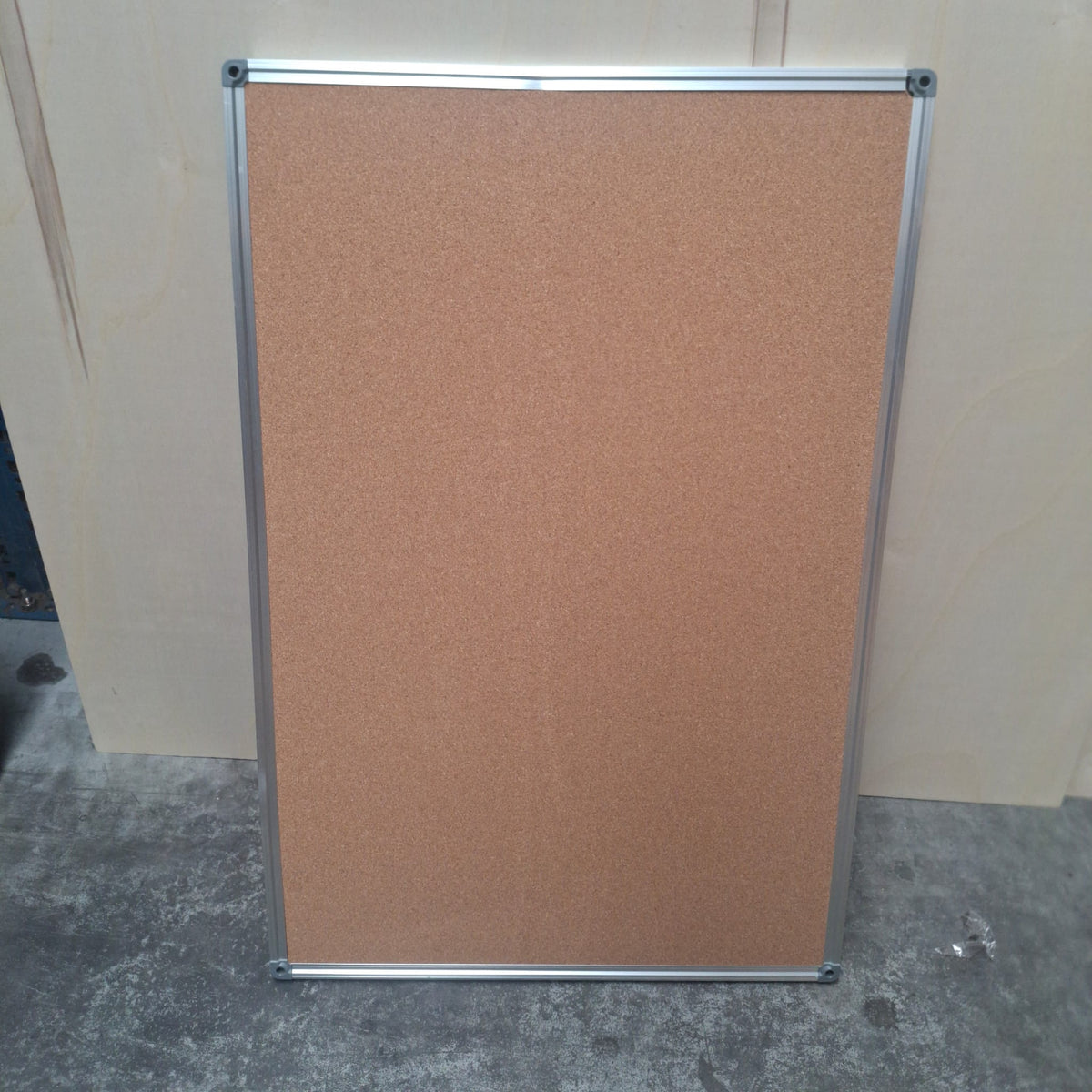 OUTLET - Prikbord met zilveren lijst - 60 x 90 cm