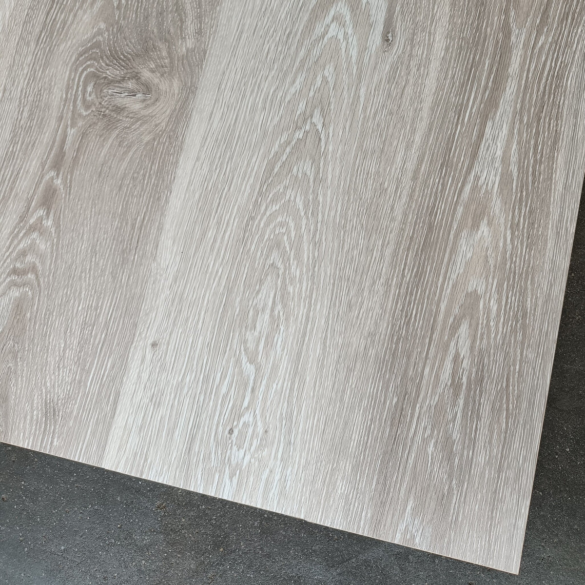 Kurk24 Amorim  klik kurkvloer  '' Washed Tundra Oak  '' - PARTIJ 17m2