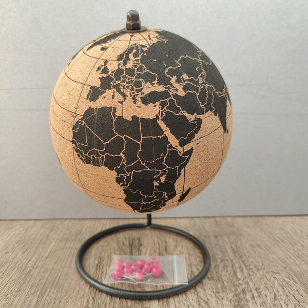 Kurk wereldbol - globe - diameter 15 cm.