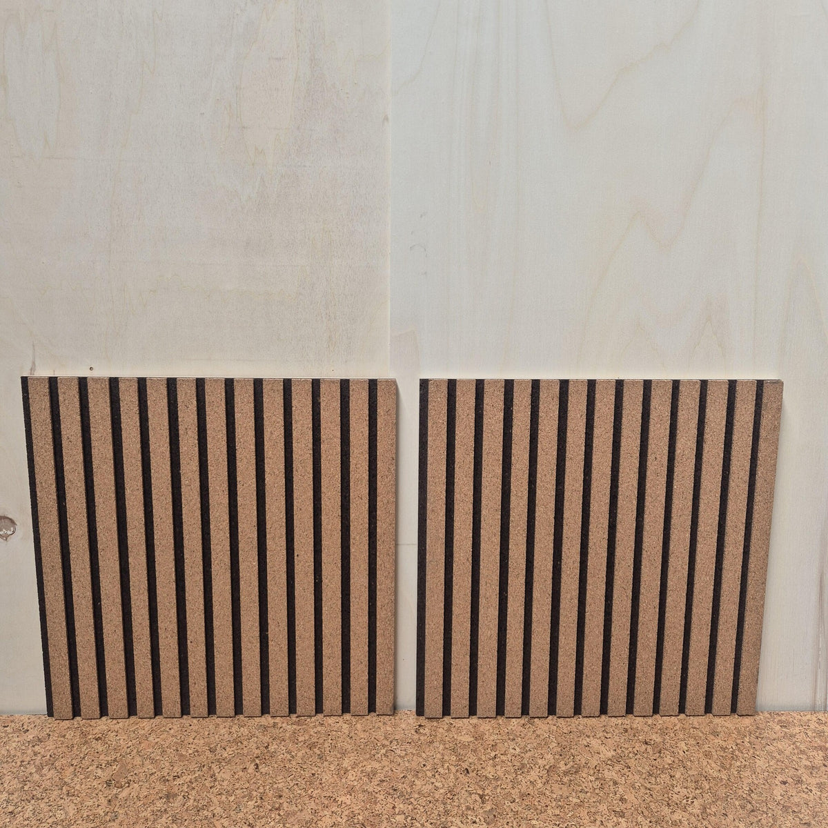Kurk24 OUTLET - Prikbord Lattenwand 2 stuks - 59 x 59 cm